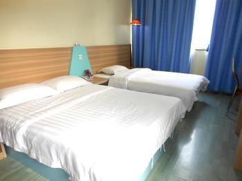 Wain Fast Chain Hotel Guangzhou Exteriör bild